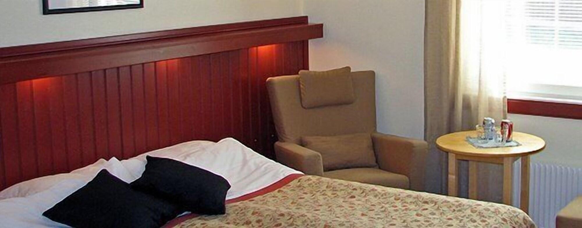 First Camp Moraparken Hotel Ngoại thất bức ảnh
